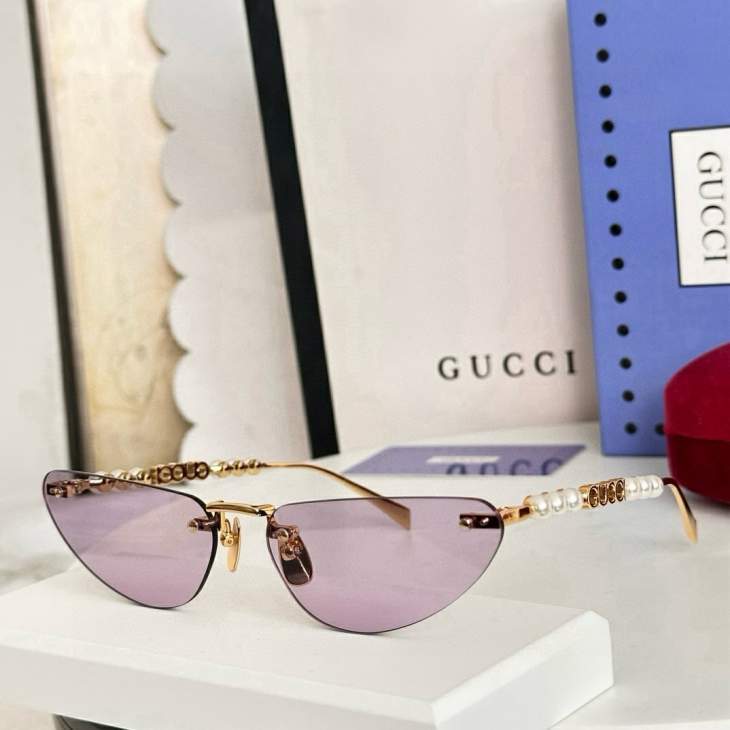 Picture of Gucci Sunglasses _SKUfw79338168fw